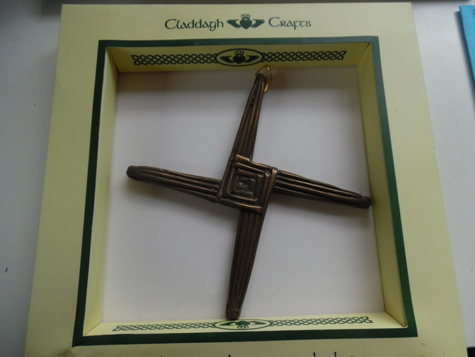 Claddagh Crafts St. Brigid's Cross 6"