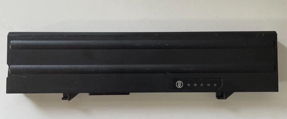 GENUINE DELL LATITUDE E5500 11.1V 56Wh 6-Cell TYPE KM742 BATTERY DELL P/N 0PW640