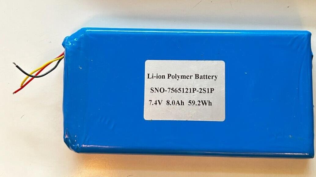 Li-ion Polymer Battery 7565121P 7.4V 8Ah 12.5cm x 6.5cm x 1.7cm