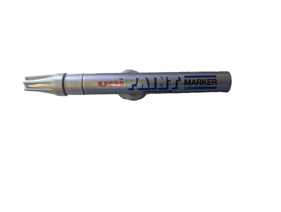 uni paint marker px-20 silver