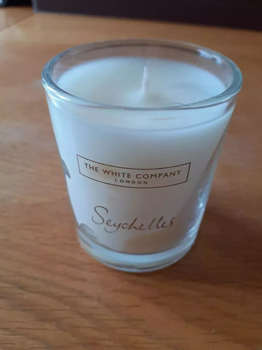 The White Company Seychelles Candle - Bergamot, Amber & Vanilla