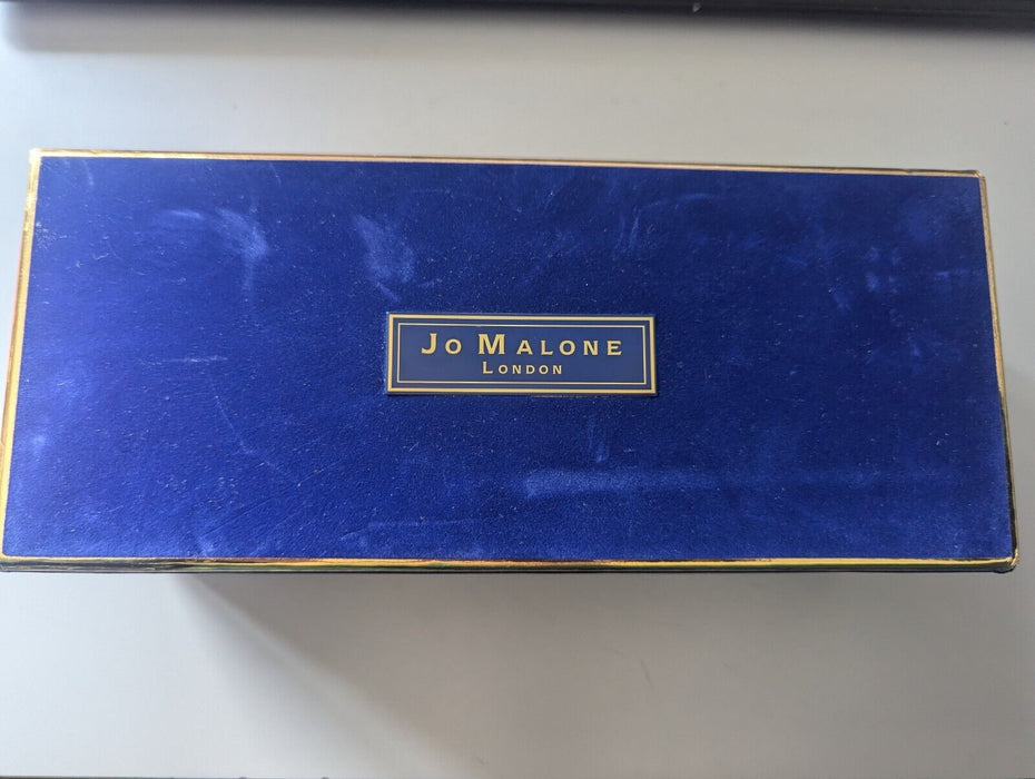 Jo Malone 3 Piece Candle Set With Blue Velvet Box