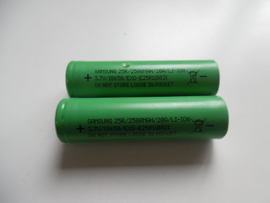 Samsung 25R/2500mAh 3.7v 18650 Flattop x 2