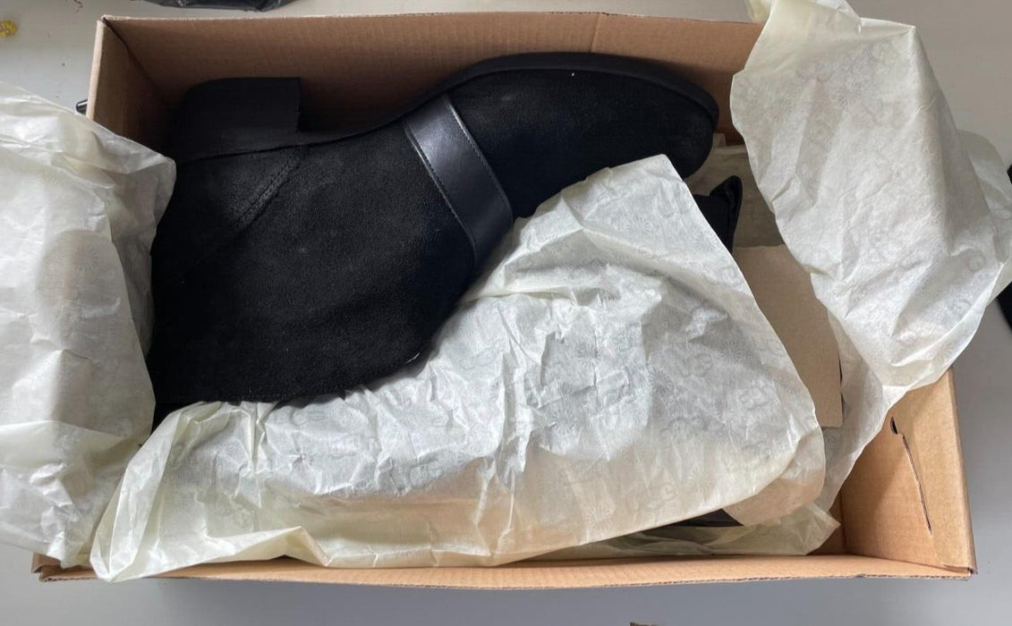 NEW UGG Women's Wright Belted Black Suede Boots UK SIZE 8.5