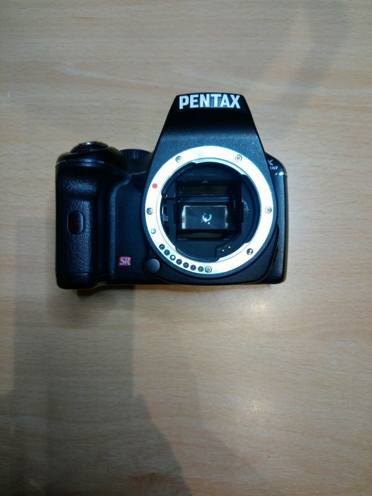 Pentax K200D Digital SLR Camera BODY ONLY